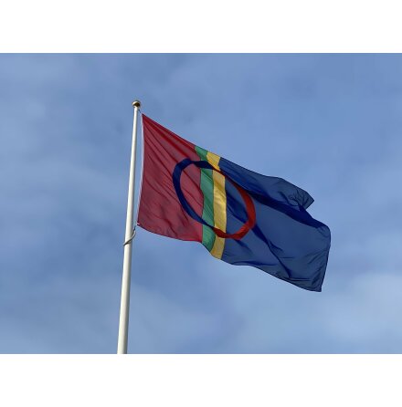 Samiska Flaggan Sydd